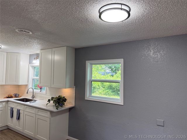 604 E 54th Street N, Tulsa, OK 74126