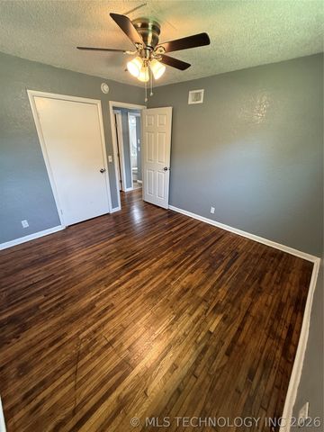 604 E 54th Street N, Tulsa, OK 74126