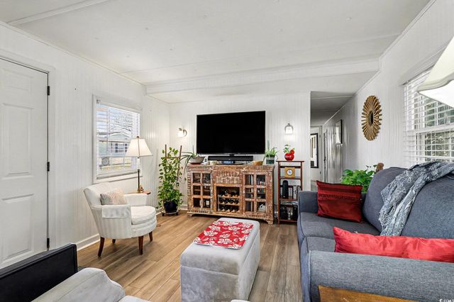 919 Baron Ln., North Myrtle Beach, SC 29582