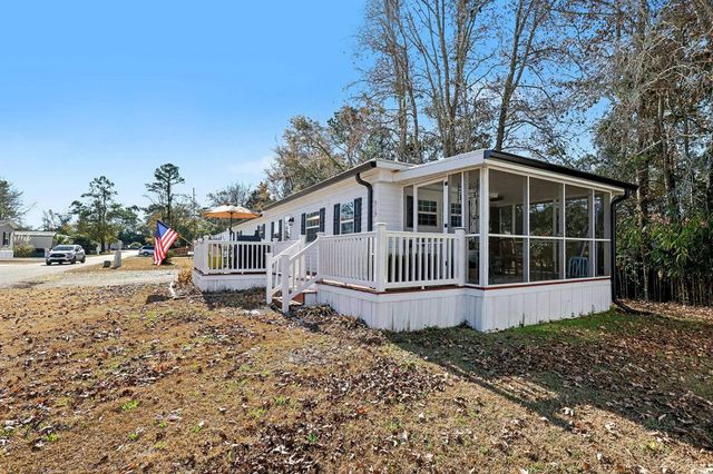 919 Baron Ln., North Myrtle Beach, SC 29582