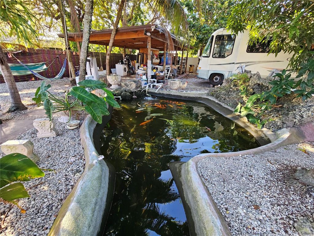 10830 SW 160th St, Miami, FL 33157