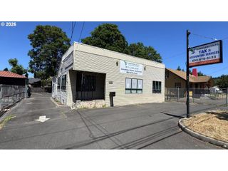 8729 Se POWELL Blvd, Portland, OR 97266