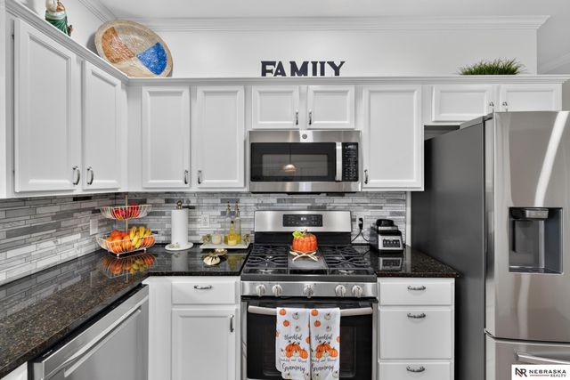 6508 N 148th Street, Omaha, NE 68116