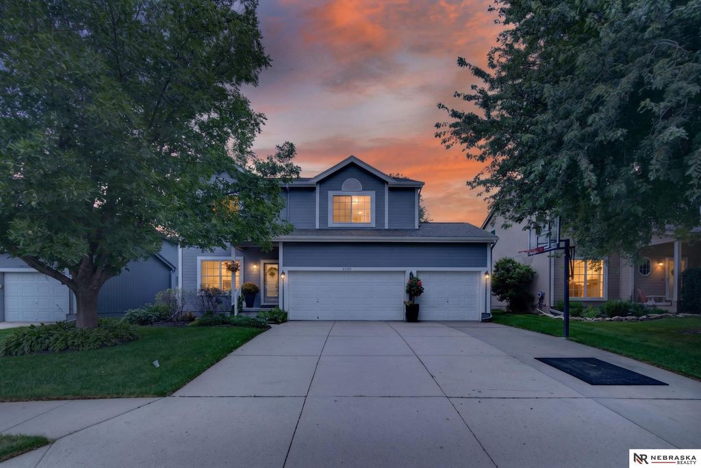 6508 N 148th Street, Omaha, NE 68116