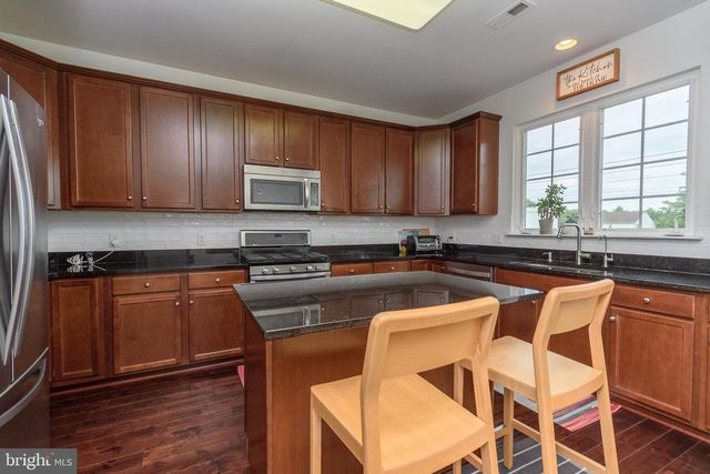 303 ELLISON DR, North Wales, PA 19454