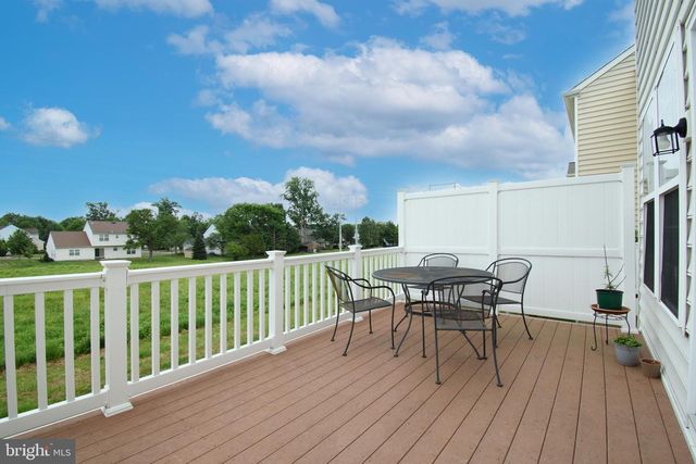 303 ELLISON DR, North Wales, PA 19454