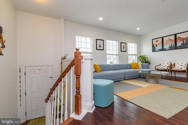 303 ELLISON DR, North Wales, PA 19454