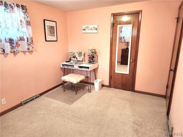 399 Abbington Avenue, Tonawanda, NY 14223
