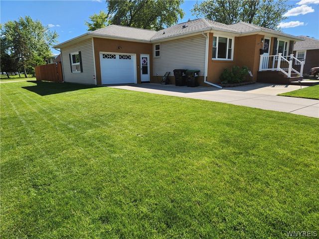 399 Abbington Avenue, Tonawanda, NY 14223