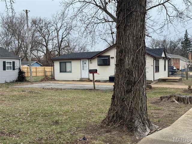 10416 Lackland Road, St Louis, MO 63114