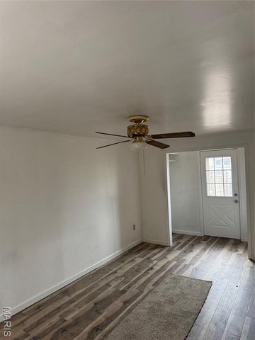 10416 Lackland Road, St Louis, MO 63114