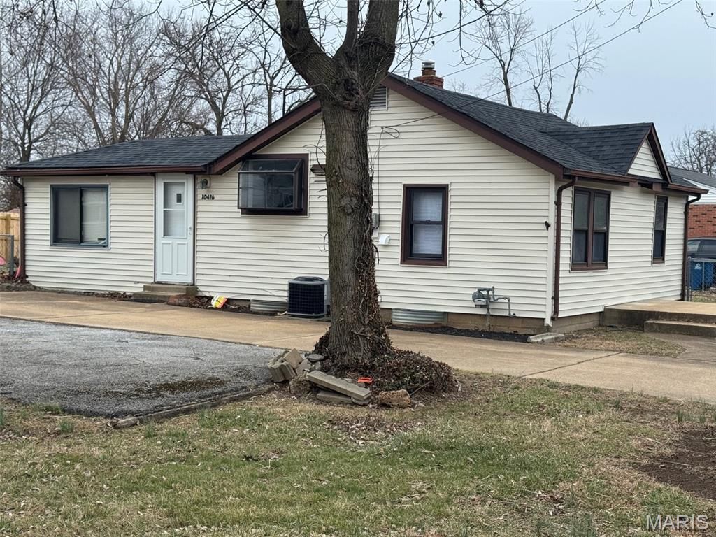 10416 Lackland Road, St Louis, MO 63114