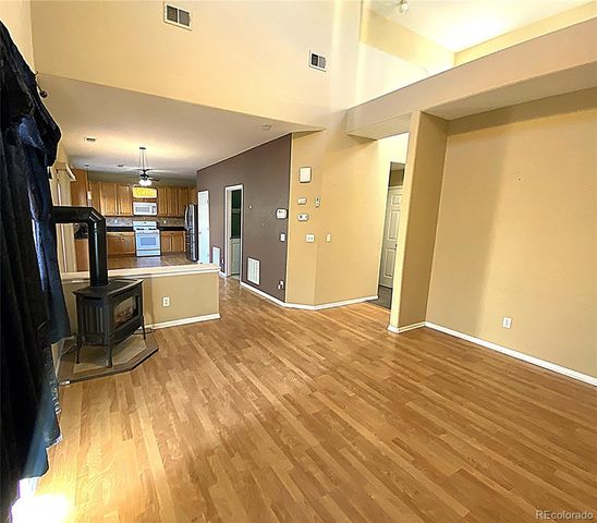 407 Ivory Circle, Aurora, CO 80011