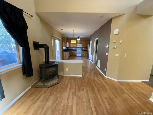 407 Ivory Circle, Aurora, CO 80011