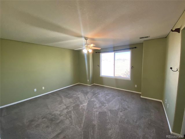 407 Ivory Circle, Aurora, CO 80011