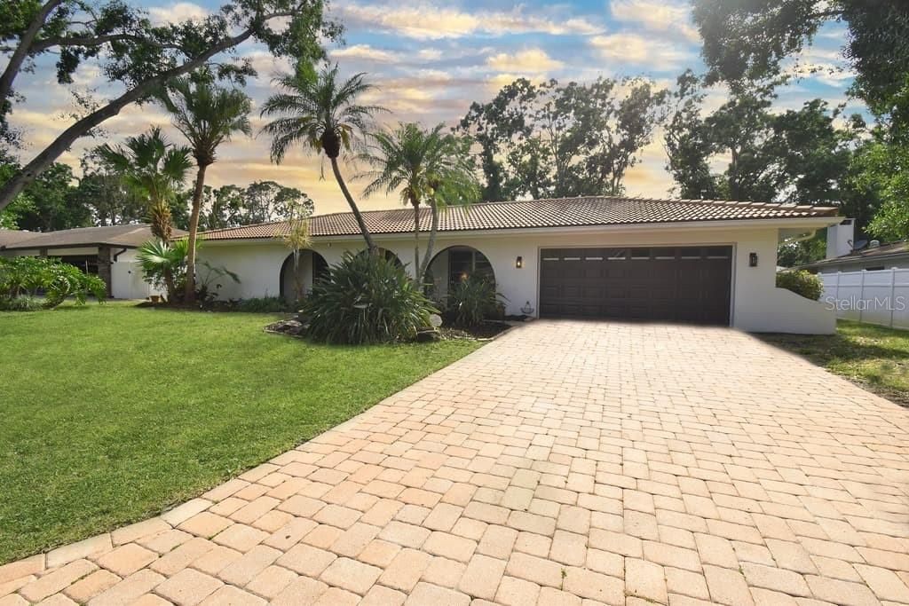 8740 15TH STREET N, St Petersburg, FL 33702