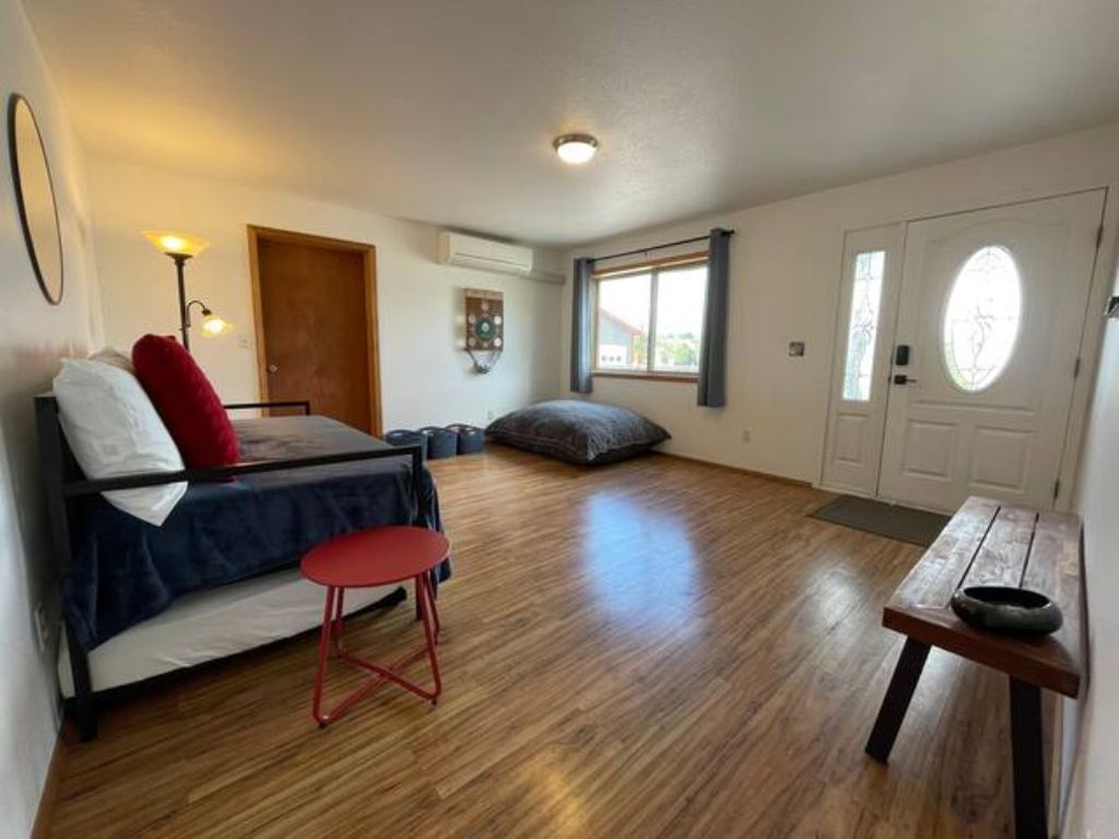 Image 3 of property listing at 680 Kelley Road, Columbia Falls, MT 59912
