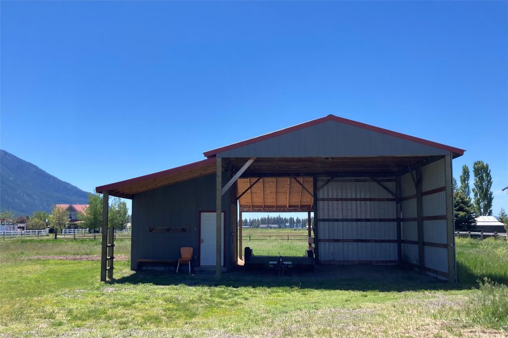 Image 33 of property listing at 680 Kelley Road, Columbia Falls, MT 59912