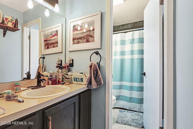 2521 WHITE HORSE Road E, Jacksonville, FL 32246