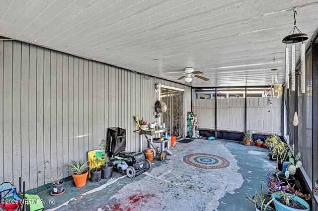 2521 WHITE HORSE Road E, Jacksonville, FL 32246