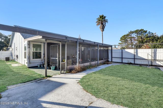 2521 WHITE HORSE Road E, Jacksonville, FL 32246