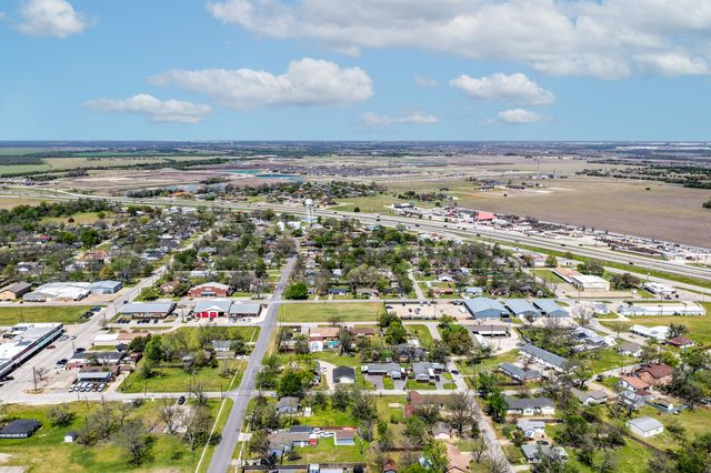 201 S 4th Street, Crandall, TX 75114