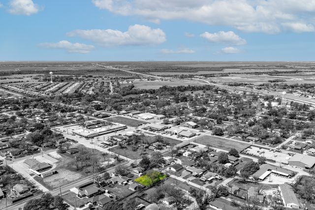 201 S 4th Street, Crandall, TX 75114