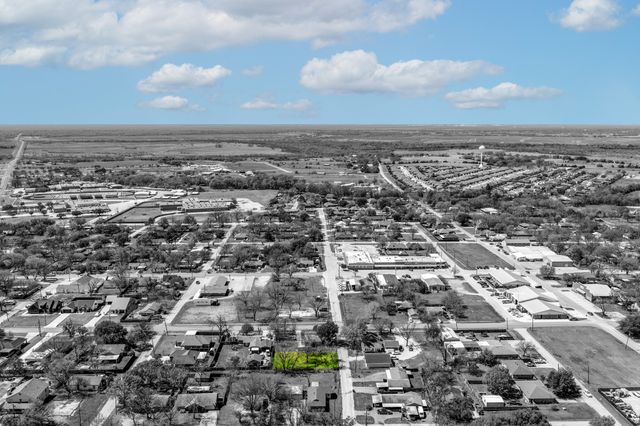 201 S 4th Street, Crandall, TX 75114
