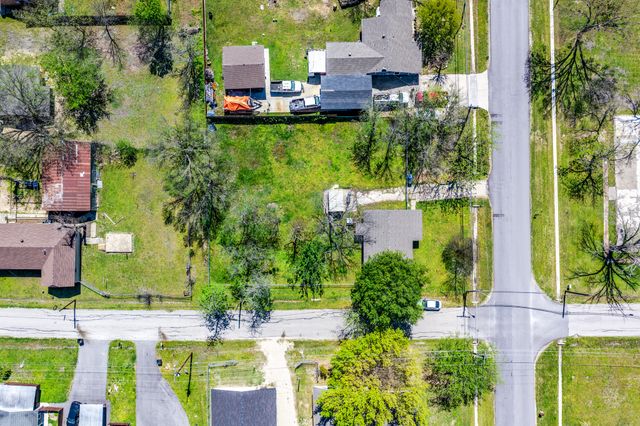 201 S 4th Street, Crandall, TX 75114