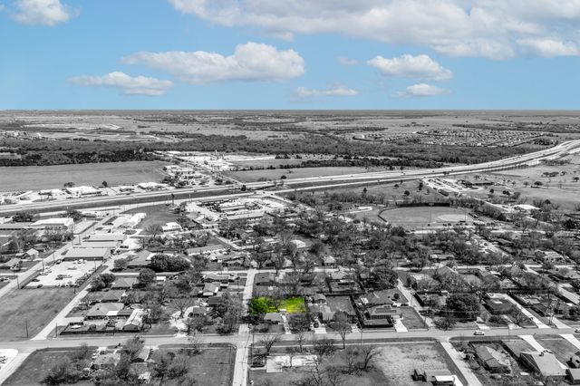 201 S 4th Street, Crandall, TX 75114