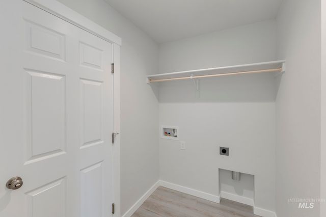 7119 E Shields Dr, Nampa, ID 83687