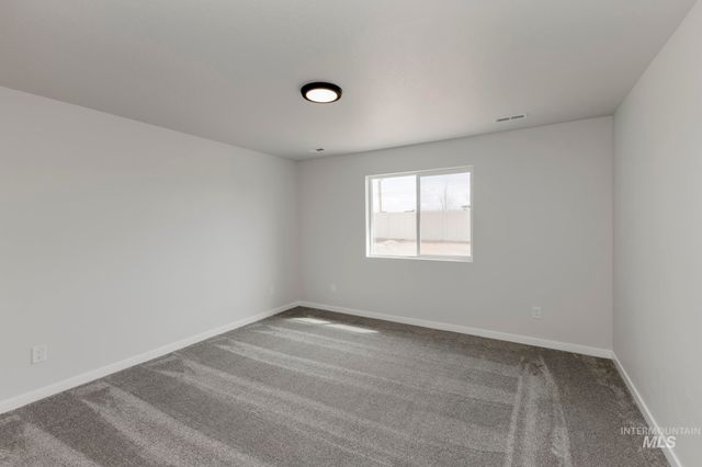 7119 E Shields Dr, Nampa, ID 83687