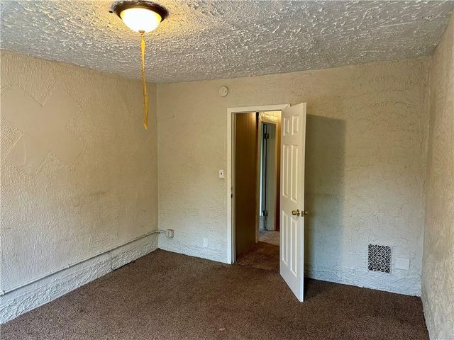 933 Jefferson Avenue, Rochester, NY 14611