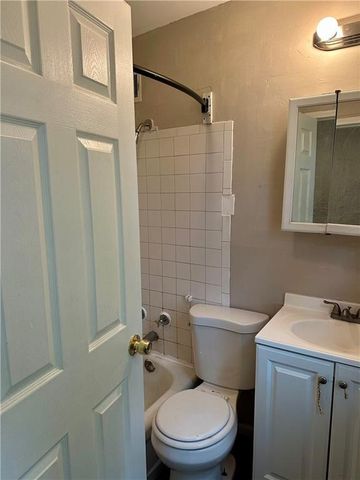 933 Jefferson Avenue, Rochester, NY 14611