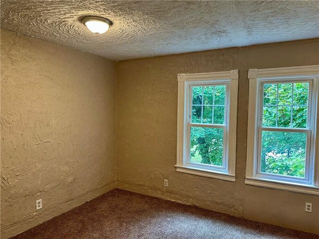 933 Jefferson Avenue, Rochester, NY 14611