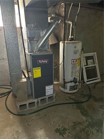 933 Jefferson Avenue, Rochester, NY 14611