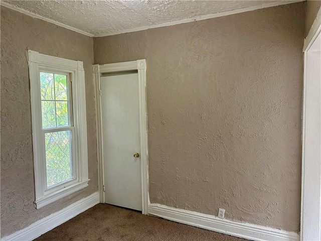 933 Jefferson Avenue, Rochester, NY 14611