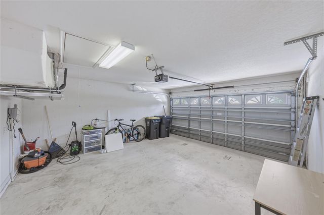 4452 HIDDEN PINE CT, Mulberry, FL 33860