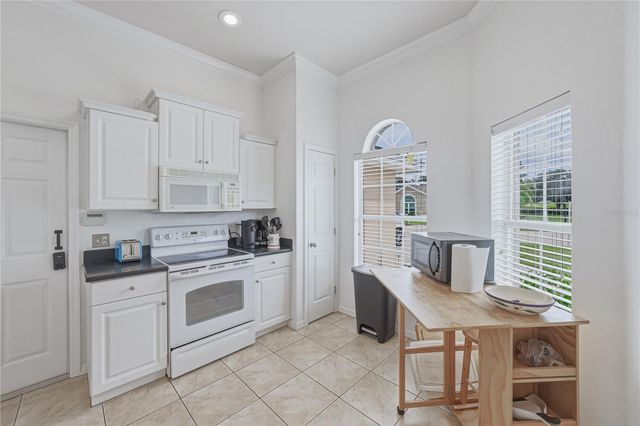 4452 HIDDEN PINE CT, Mulberry, FL 33860