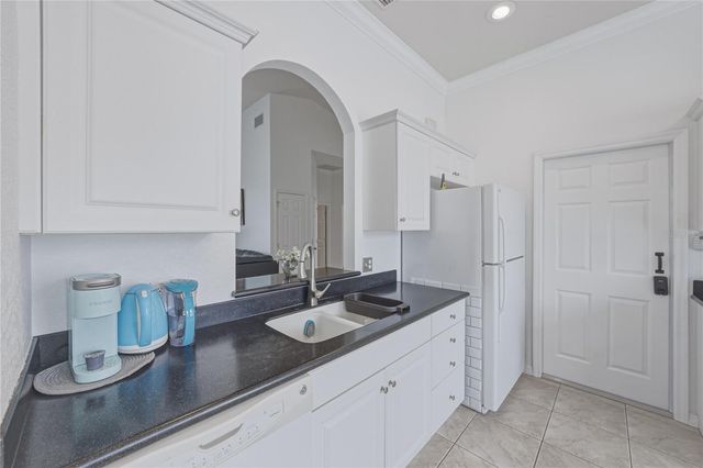 4452 HIDDEN PINE CT, Mulberry, FL 33860