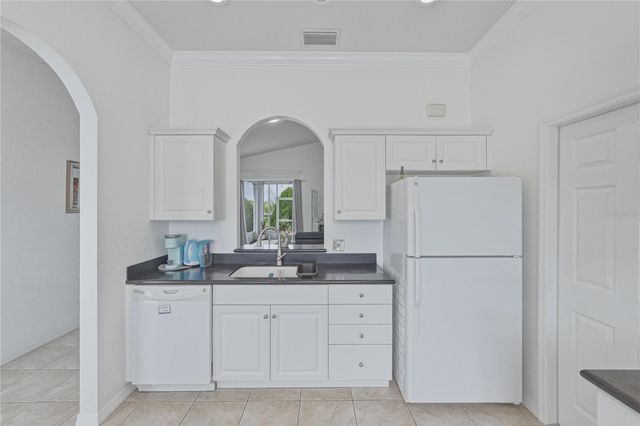 4452 HIDDEN PINE CT, Mulberry, FL 33860