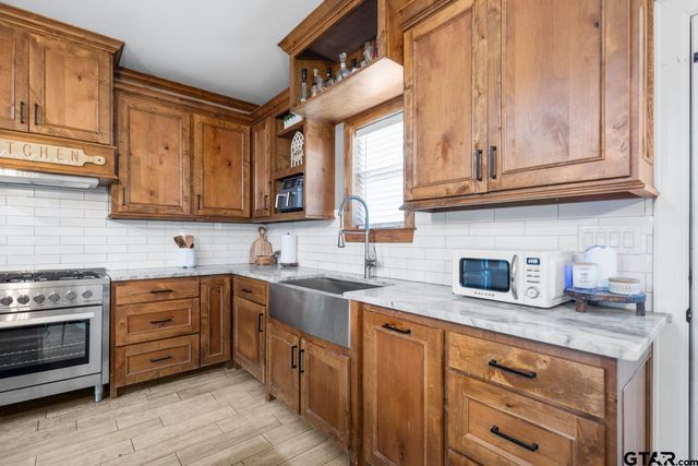 10708 County Road 494, Tyler, TX 75706