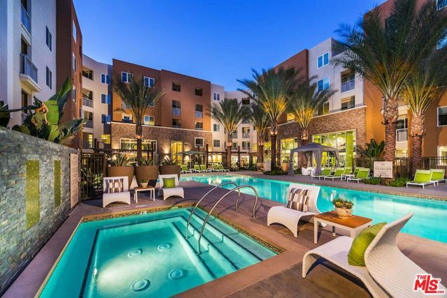 7290 Edinger Avenue 2115, Huntington Beach, CA 92647