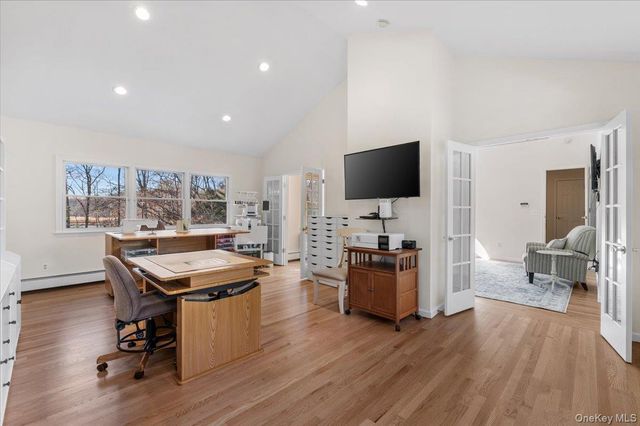 306 Southdown Road, Lloyd Harbor, NY 11743