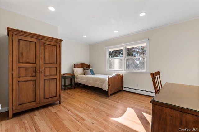 306 Southdown Road, Lloyd Harbor, NY 11743