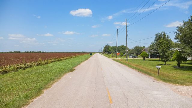 Tract 5 Jurica Road, Sealy, TX 77474