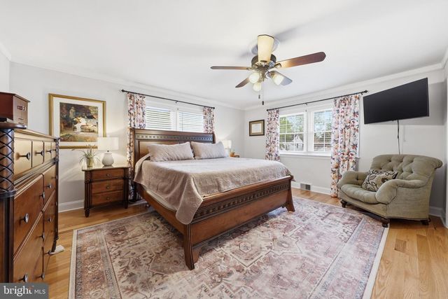 720 BELLEVUE AVE, Hammonton, NJ 08037