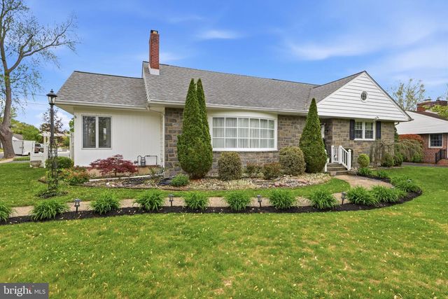 720 BELLEVUE AVE, Hammonton, NJ 08037