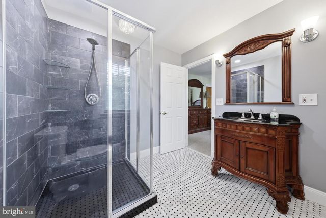 720 BELLEVUE AVE, Hammonton, NJ 08037