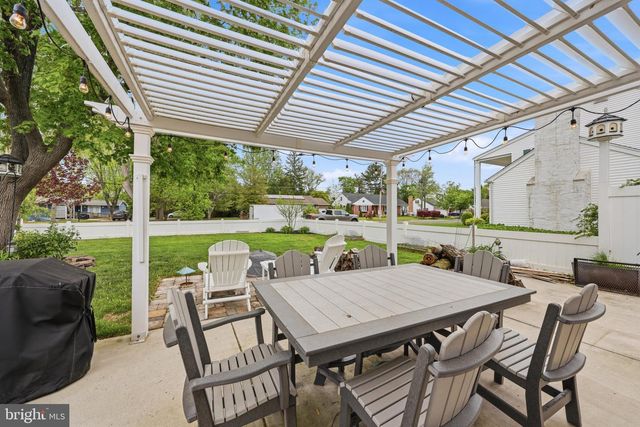 720 BELLEVUE AVE, Hammonton, NJ 08037